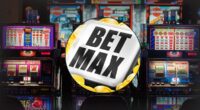 does playing max bet increase odds